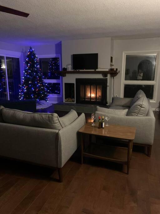 Finn'S Hideaway -Modern Family River Home Keokuk Екстериор снимка