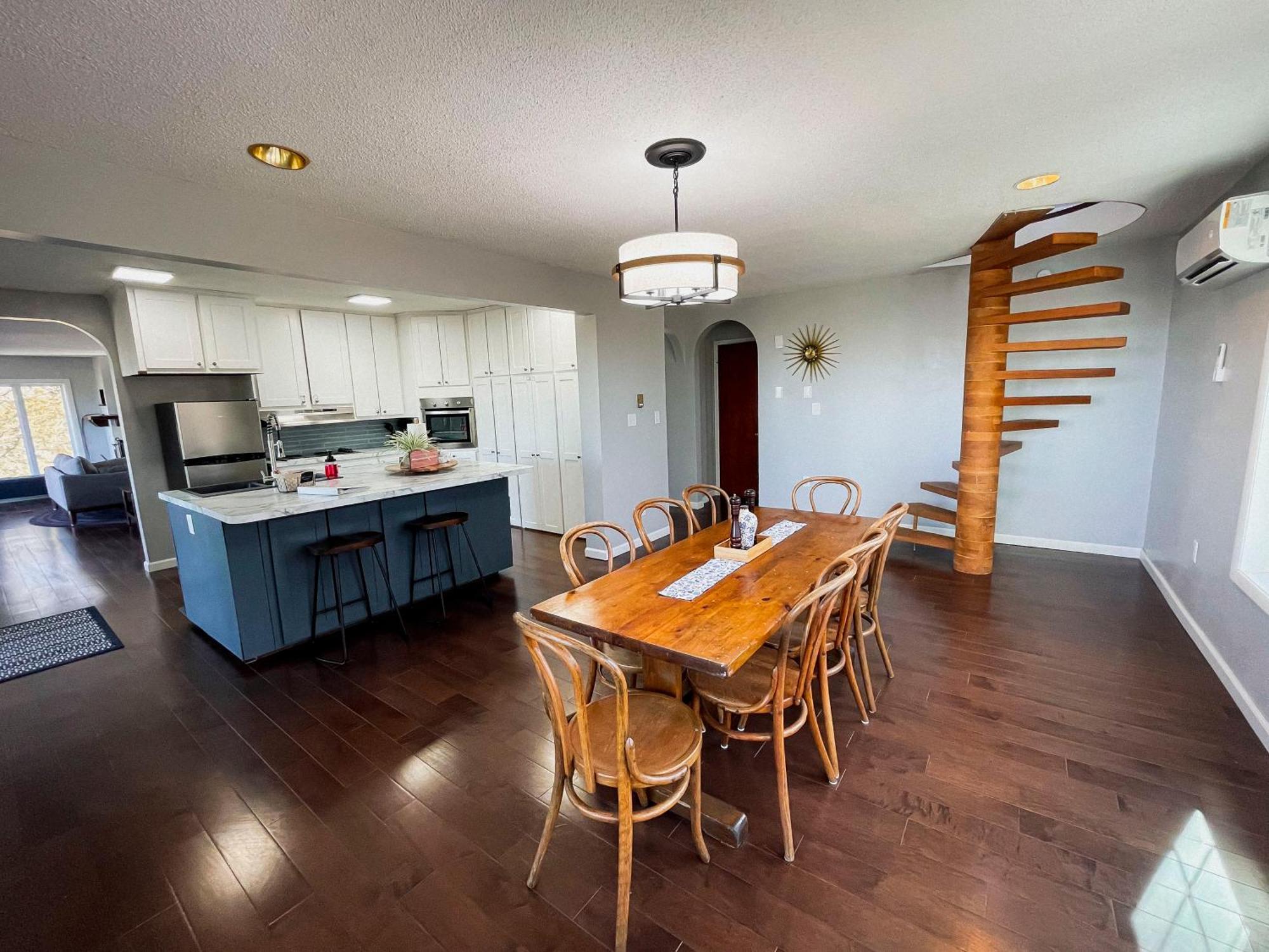 Finn'S Hideaway -Modern Family River Home Keokuk Екстериор снимка